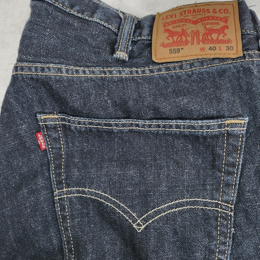 LEVI'S 559 Men's Relaxed Fit Straight Dark Blue Jeans 40x30 - Picture 5 of 8